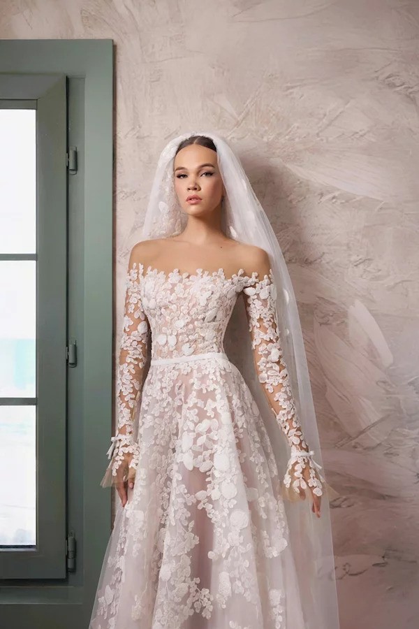 من مجموعة طوني ورد لخريف وشتاء 2026