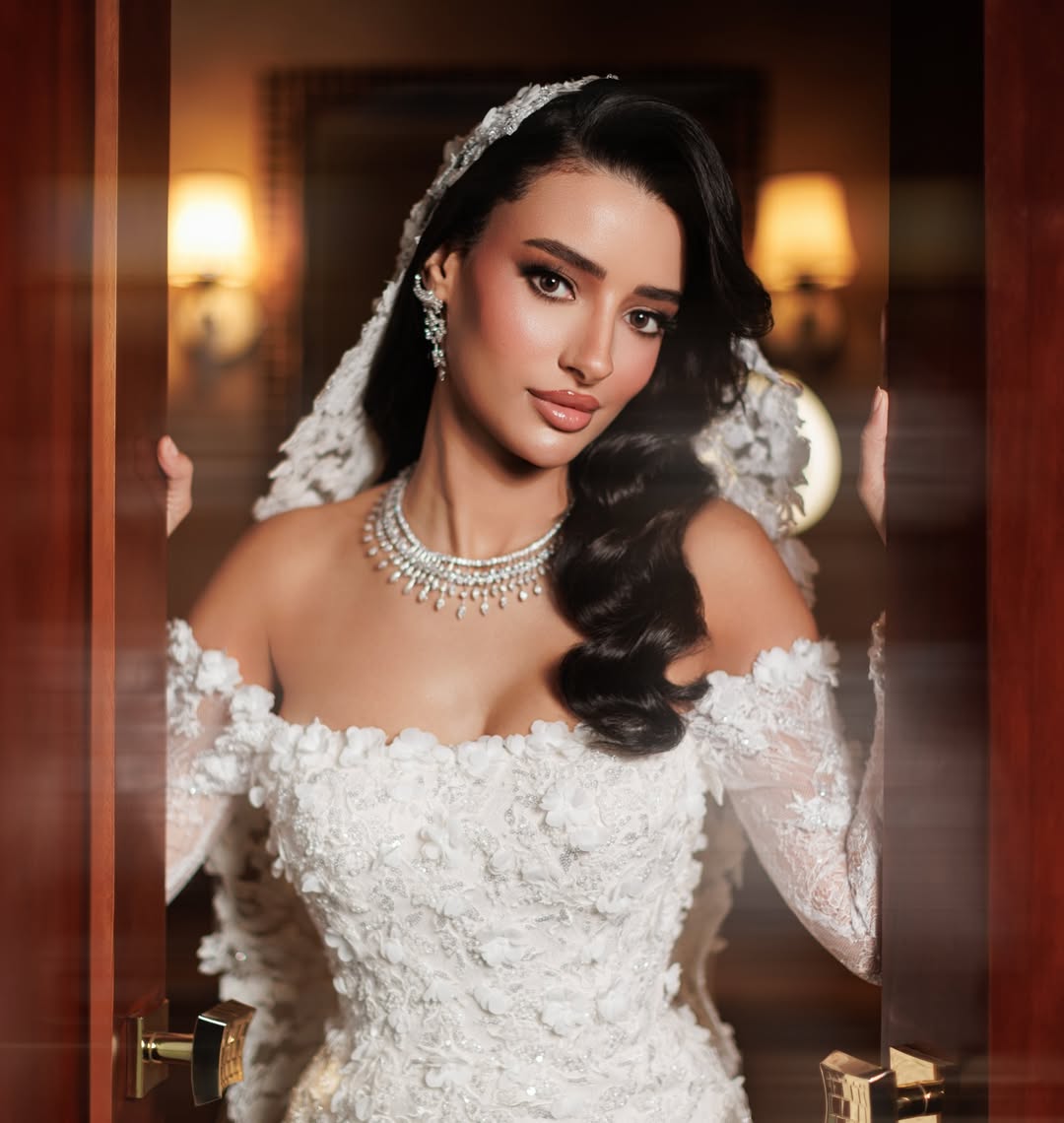 من مكياج العرايس من خبيرة مكياج العرايس إيمان بركات
