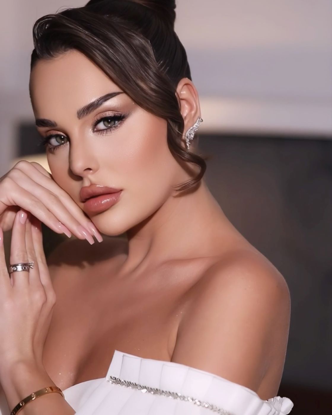 من مكياج الميك اب ارتست نوره محمد المعروفة بـ نوره بيوتي