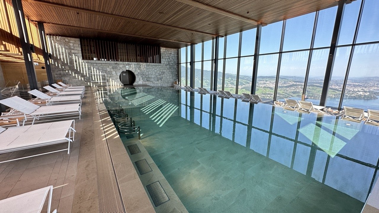 منتجع بورغنستوك الألبي Bürgenstock Alpine Spa، سويسرا