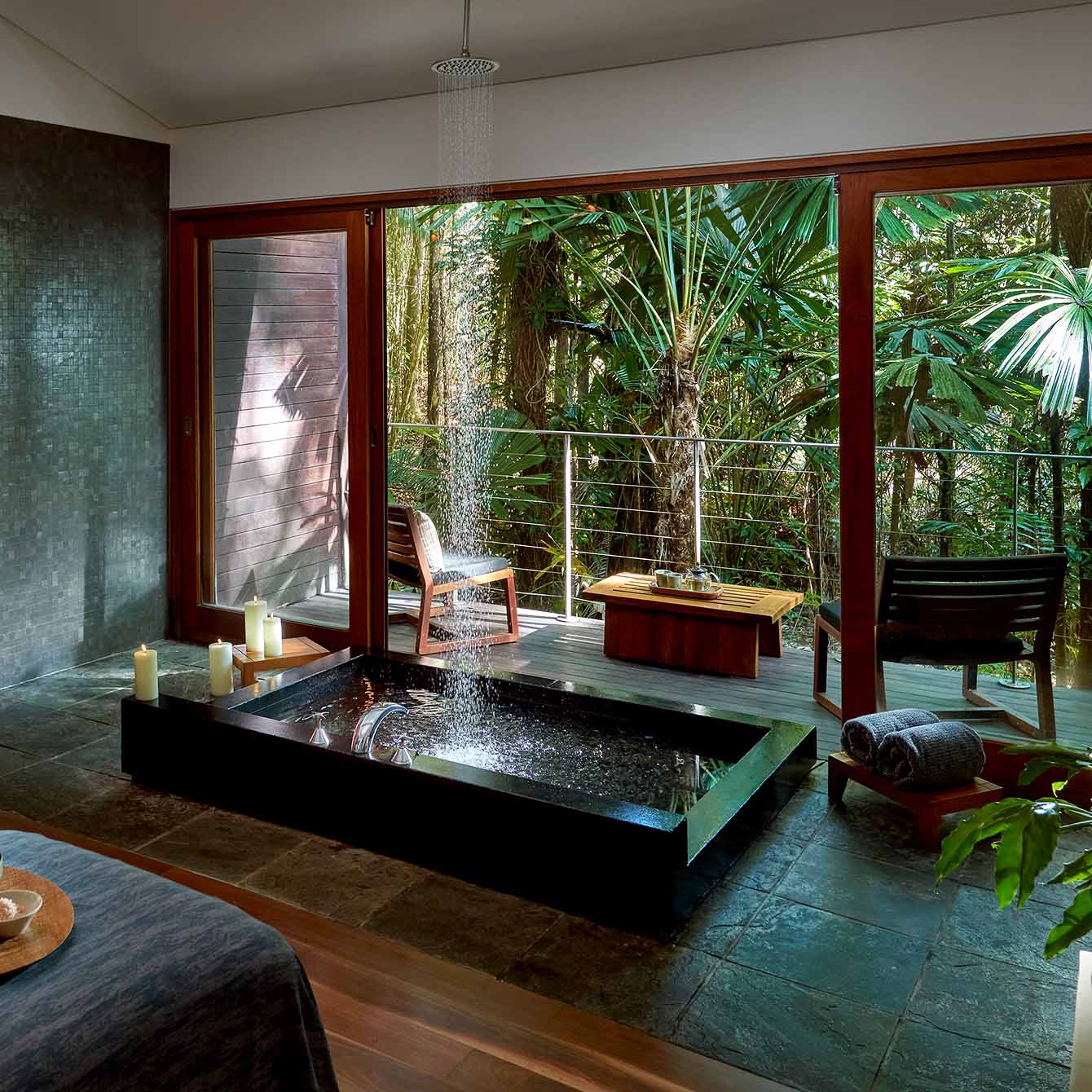 منتجع سيلكي أوكس لودج آندهيلينج ووتر سبا Silky Oaks Lodge & Healing Water Spa، غابة داينتري المطيرة، أستراليا