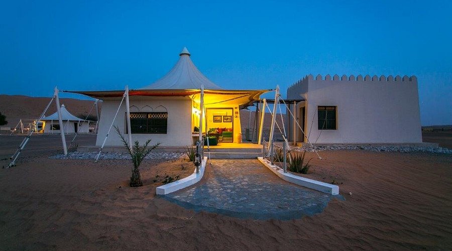 منتجع ليالي الصحراء Desert Nights Resort