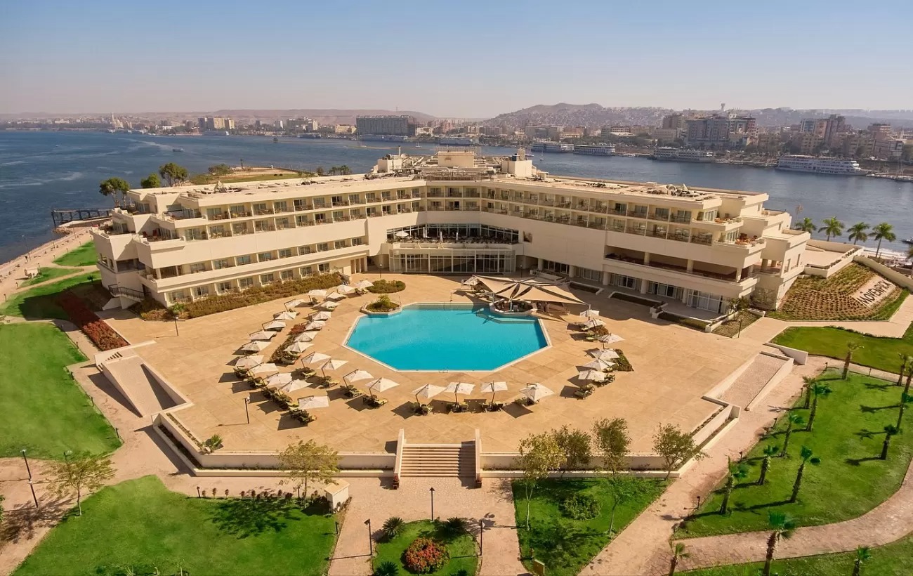 منتجع موفنبيك أسوان Mövenpick Resort Aswan