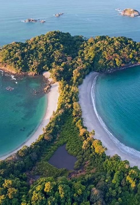 منتزه مانويل أنطونيو الوطني