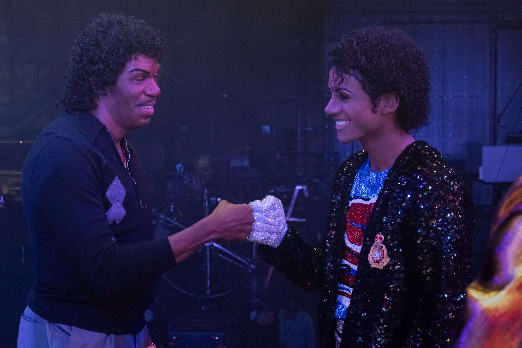 موقف ابن مايكل جاكسون من فيلم "Michael"