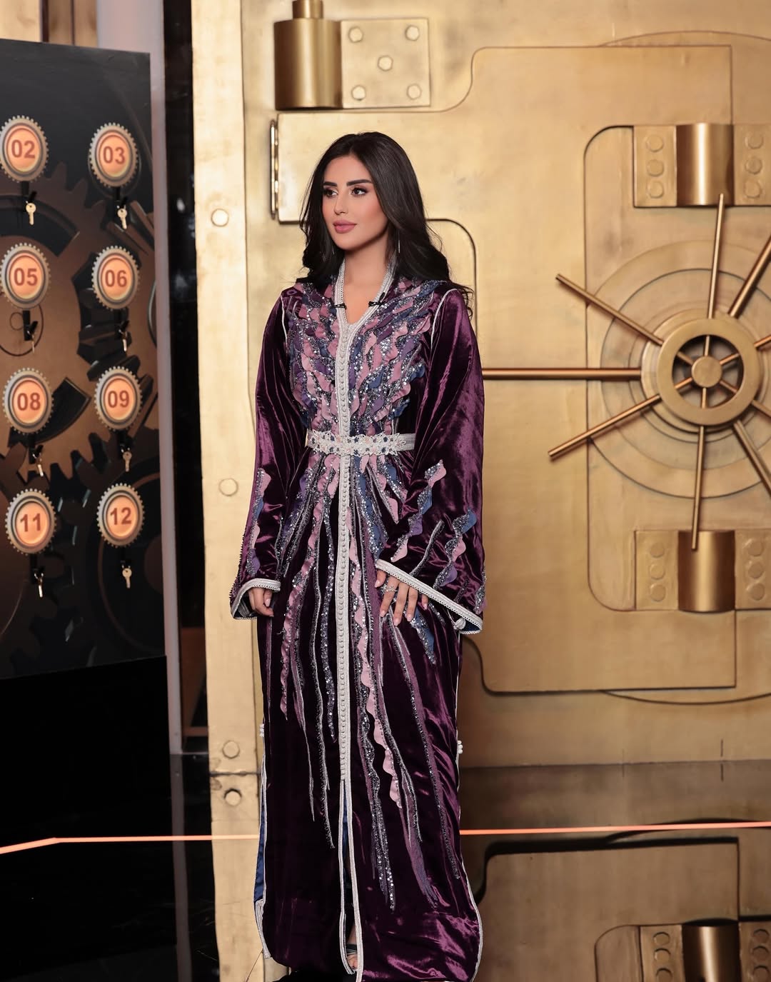 ميثا محمد بالقفطان المغربي المطرَز