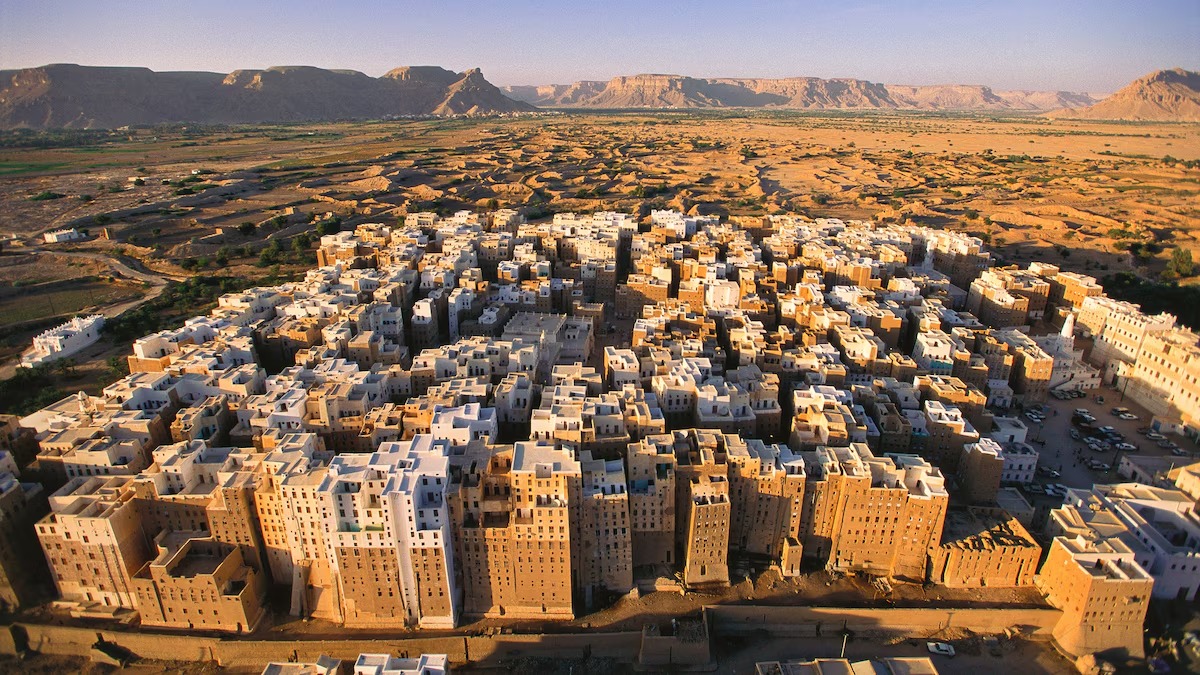 ناطحات السحاب المبنية من الطوب اللبن في شبام