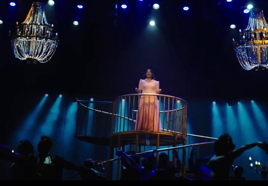 نجاح ملفت لمسرحية "أم كلثوم.. دايبين في صوت الست"