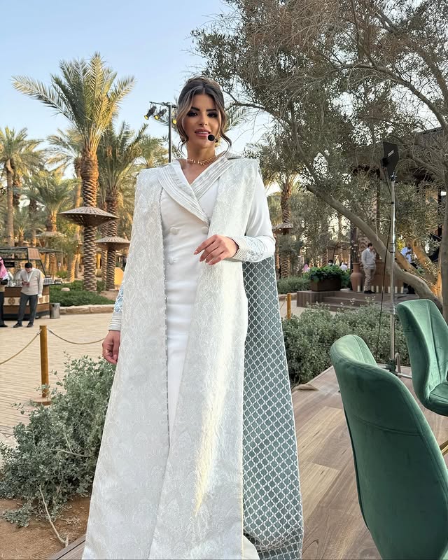 نجلاء القحطاني في التغطية المباشرة ليوم التأسيس عبر شاشة MBC
