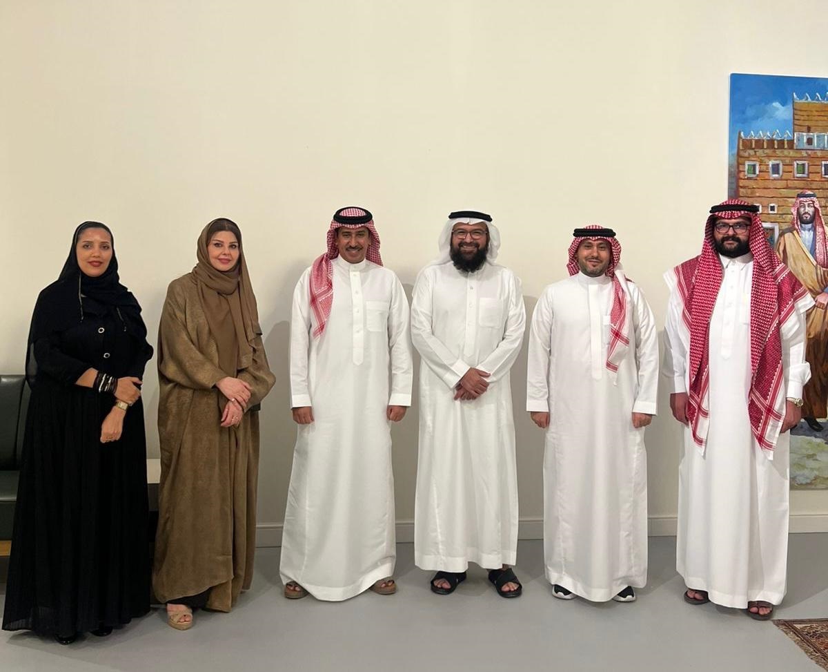 نخبة من الشخصيات تقود اللجنة الوطنية للأنشطة الثقافية
