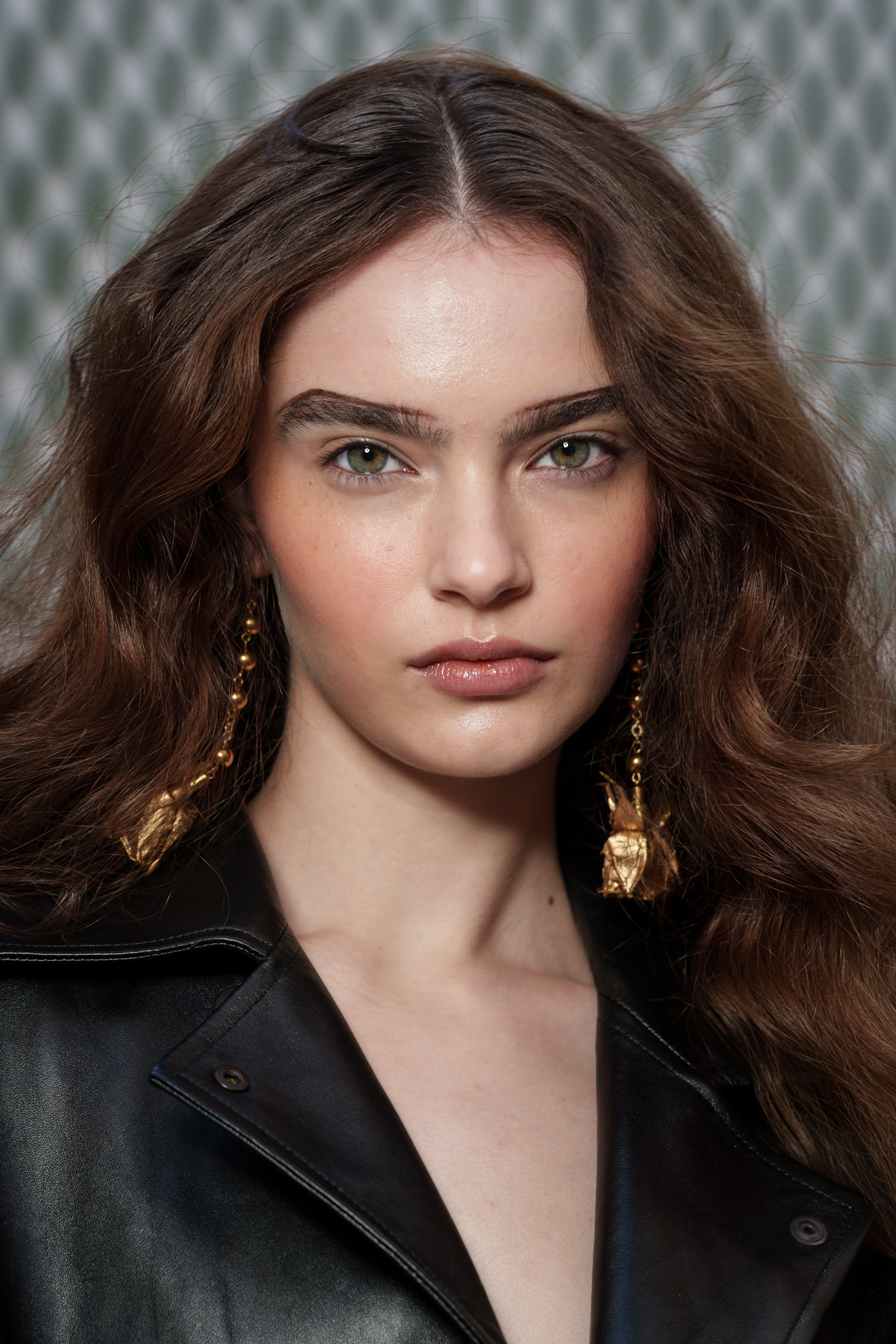 نصائح فعّالة لعلاج فراغات الحواجب بطرق طبيعية من دار Burc Akyol