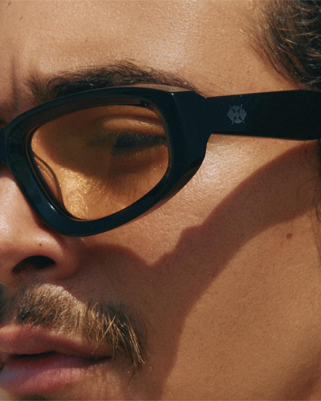 نظارة ACACIA YELLOW من كايند سيجما