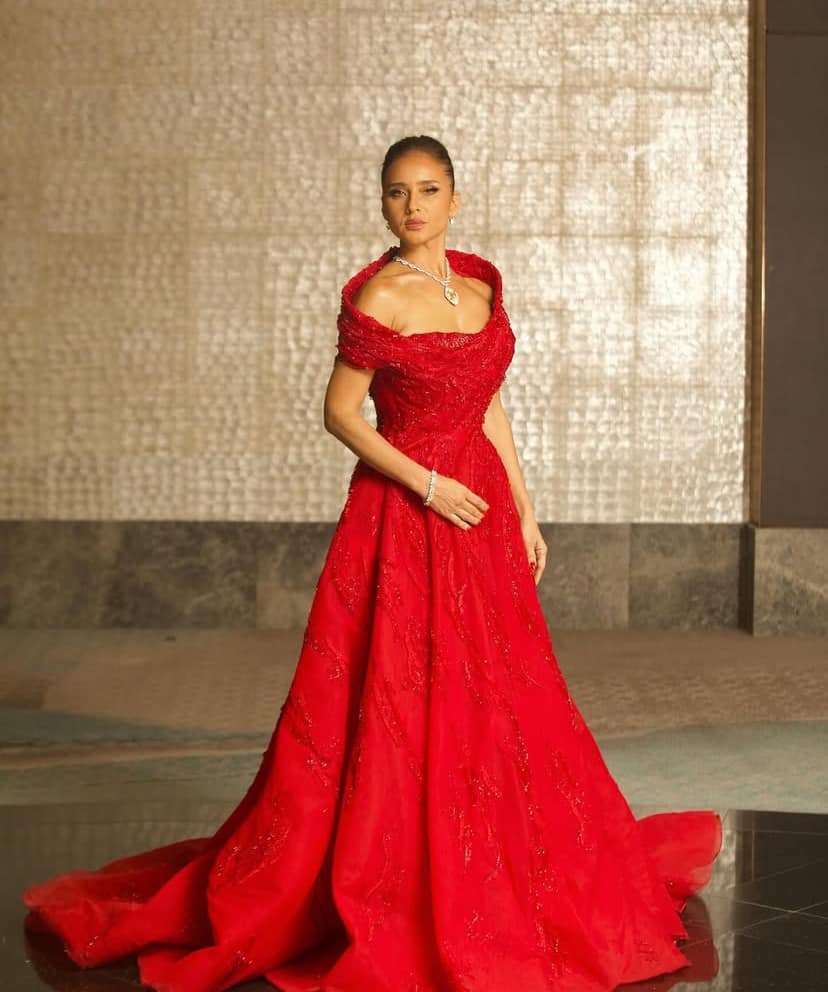 نيللي كريم بتصاميم مجوهرات لا مثيل لها من دار شوبارد العريقة