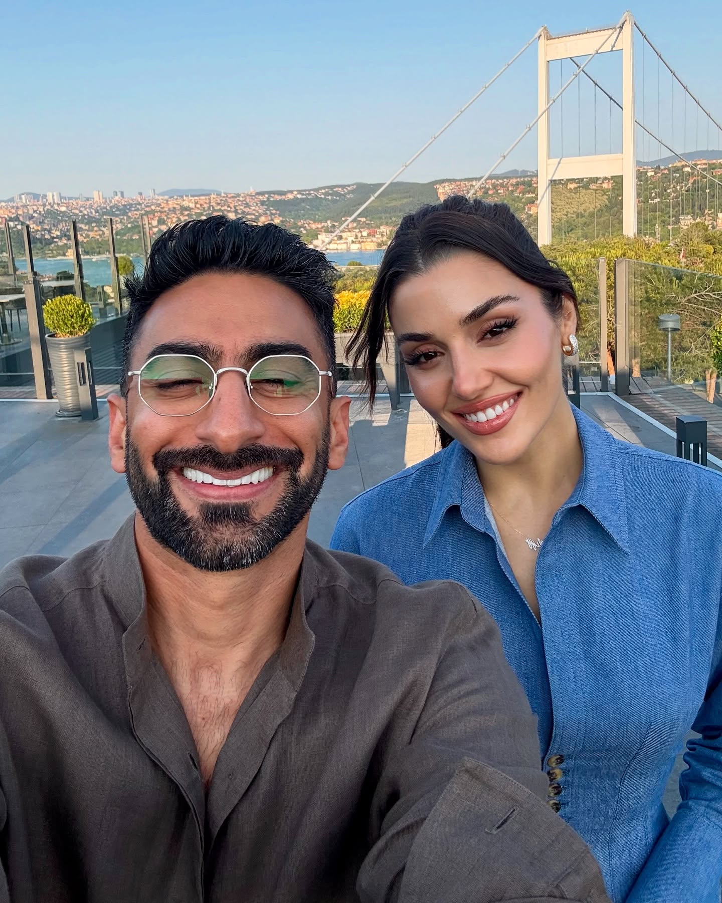 هاندا أرتشيل Hande Erçel ضيفة برنامج Abtalks مع الإعلامي الإماراتي أنس بوخش