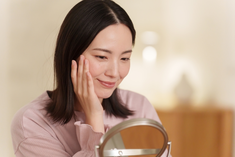 هل النوم والغذاء يؤثران على ظهور الحبوب في الوجه