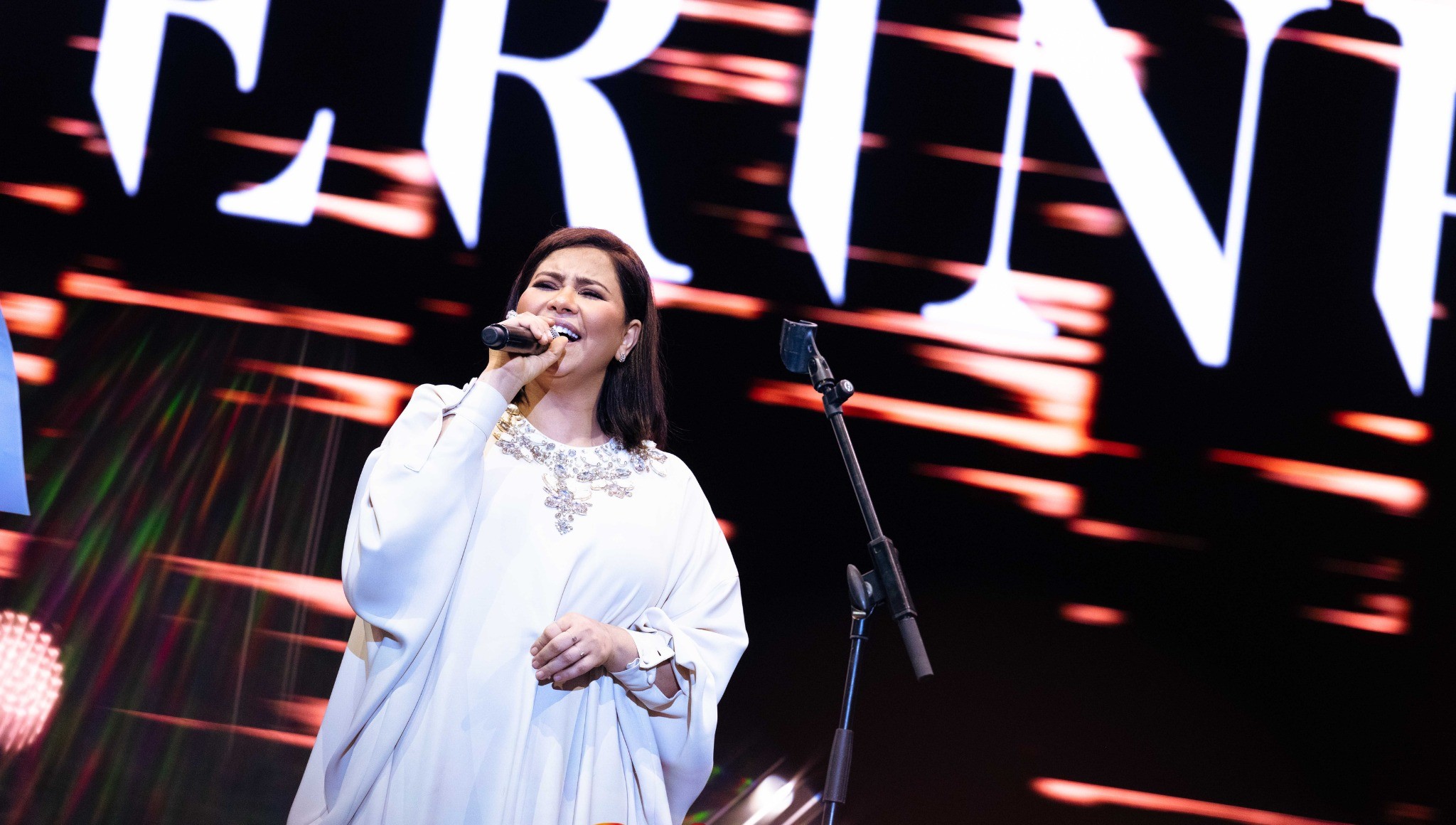 هل ترد شيرين عبدالوهاب عن علاقتها بحسام حبيب؟