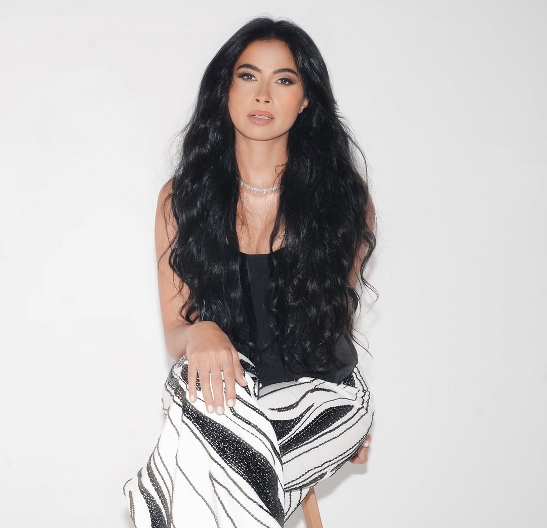 هل هناك خلافات بين روبي وإحدى الأسر الفنية؟