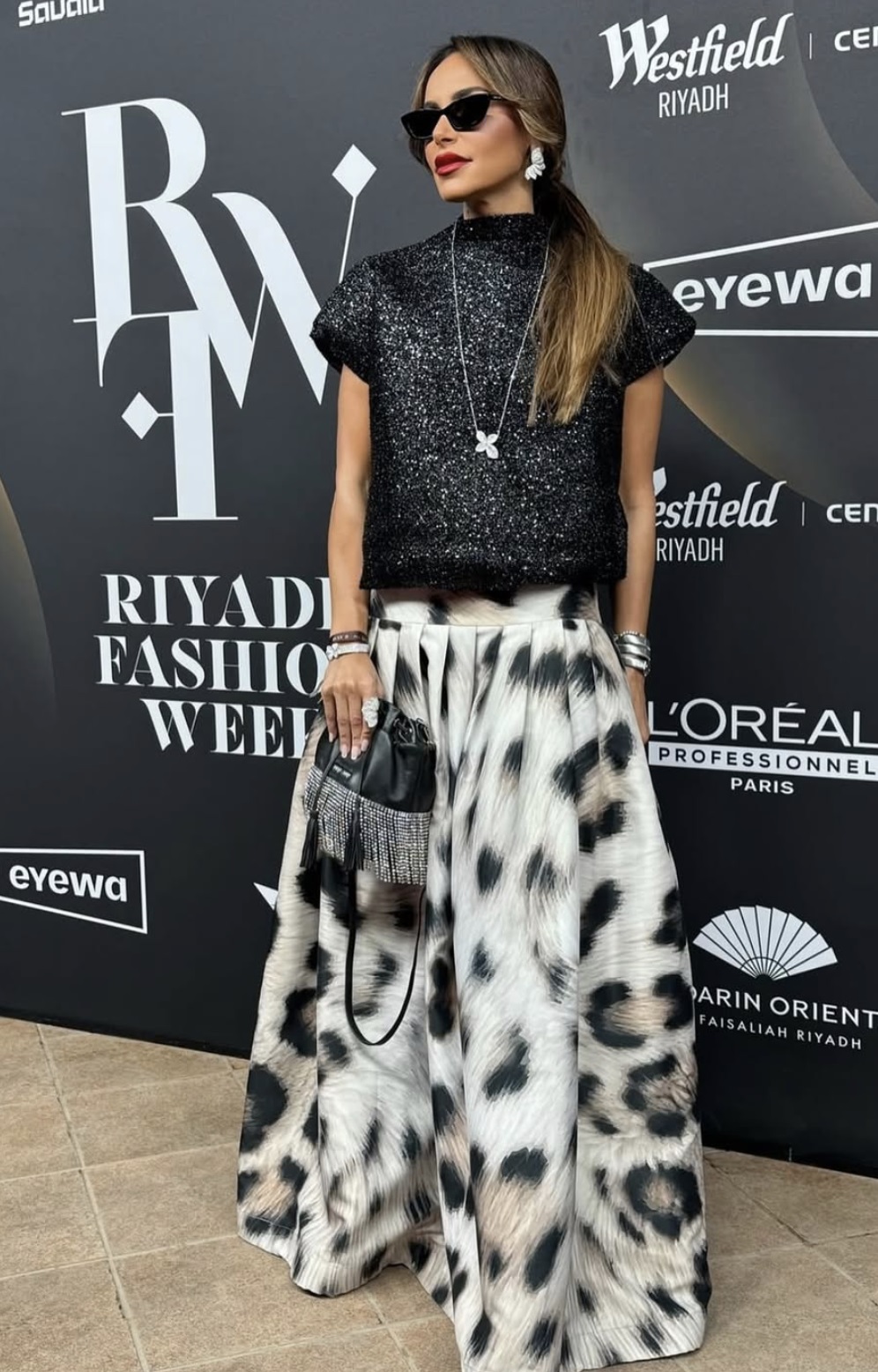 هلة الحارثي ترتدي من Aram by Arwa AlAmmari صمن أسبوع الأزياء في الرياض