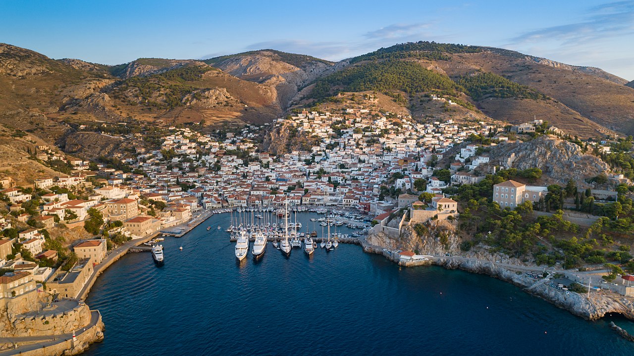 هيدرا من أجمل الجزر اليونانية بواسطة dronepicr