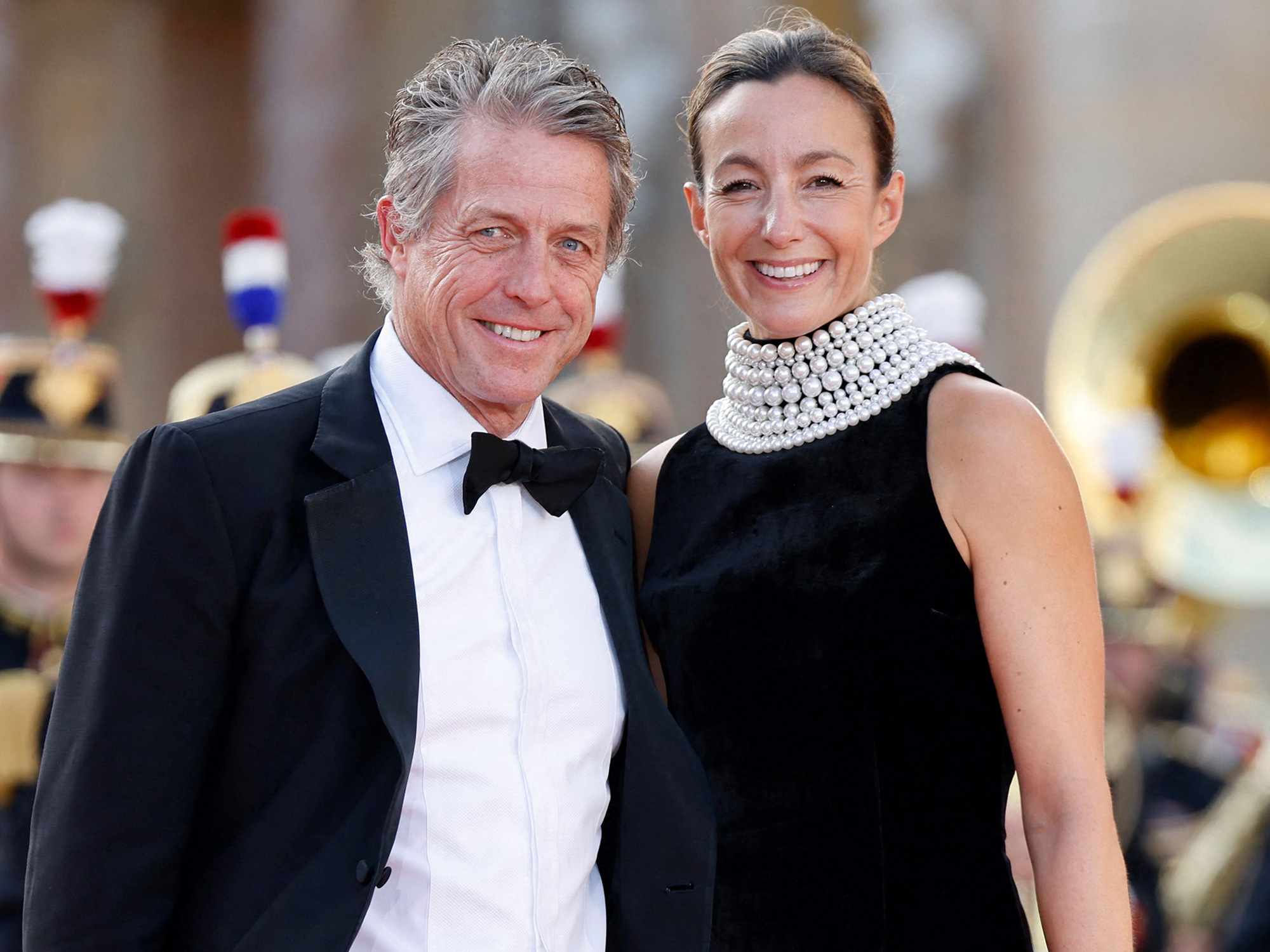 هيو غرانت Hugh Grant وآنا إيبرشتاين Anna Eberstein