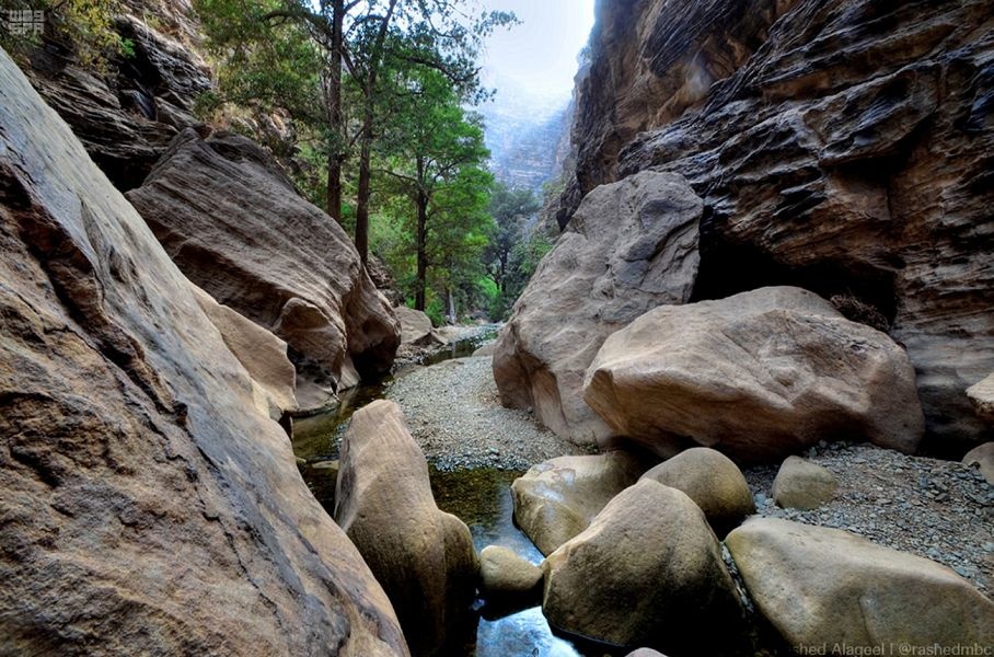 وادي لجب يوفر لزوار مغامرة استثنائية - المصدر واس