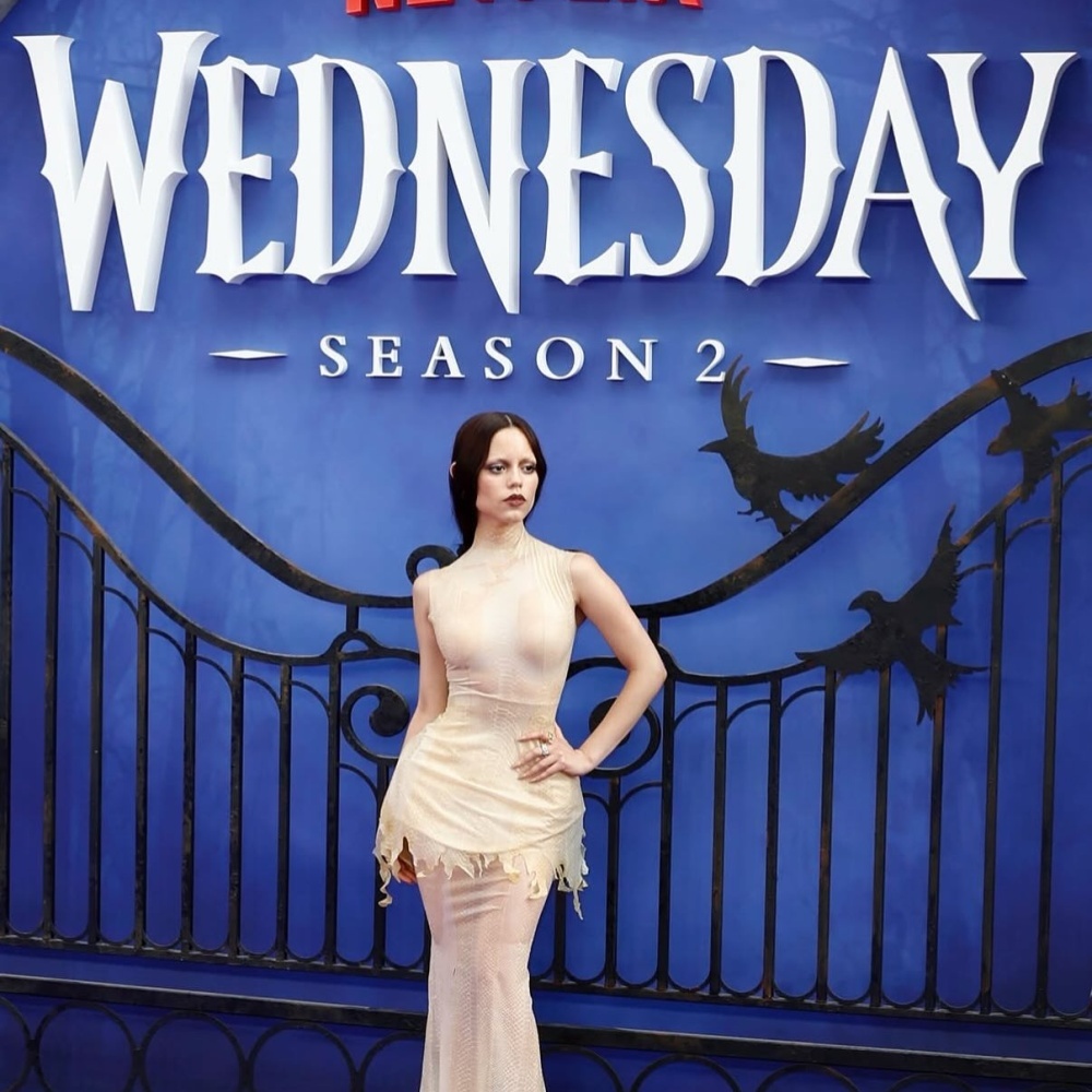 جينا أورتيغا في أثناء الترويج للجزء الثاني من المسلسل 