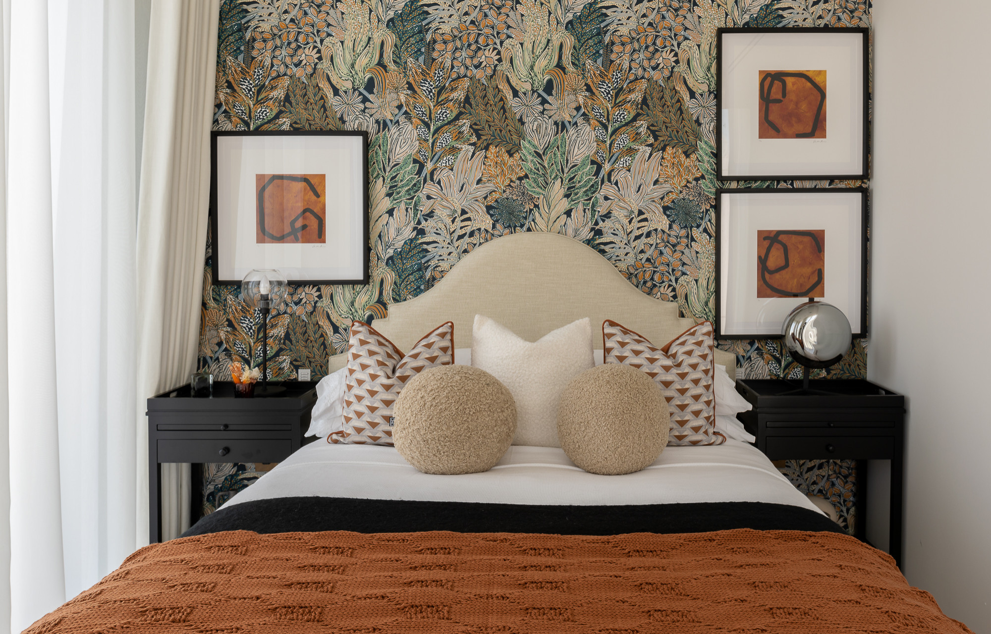 ورق الجدران لديه القدرة على تحويل أبسط المساحات إلى فراغات غنية بالطابع الشخصي