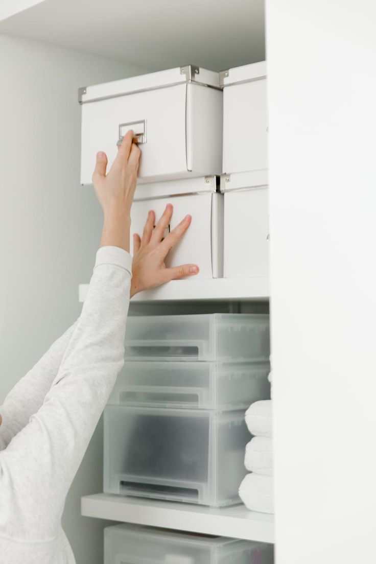 يؤكد الخبراء على أهمية ترتيب الأشياء التي لا تُستخدم بشكل مستمر