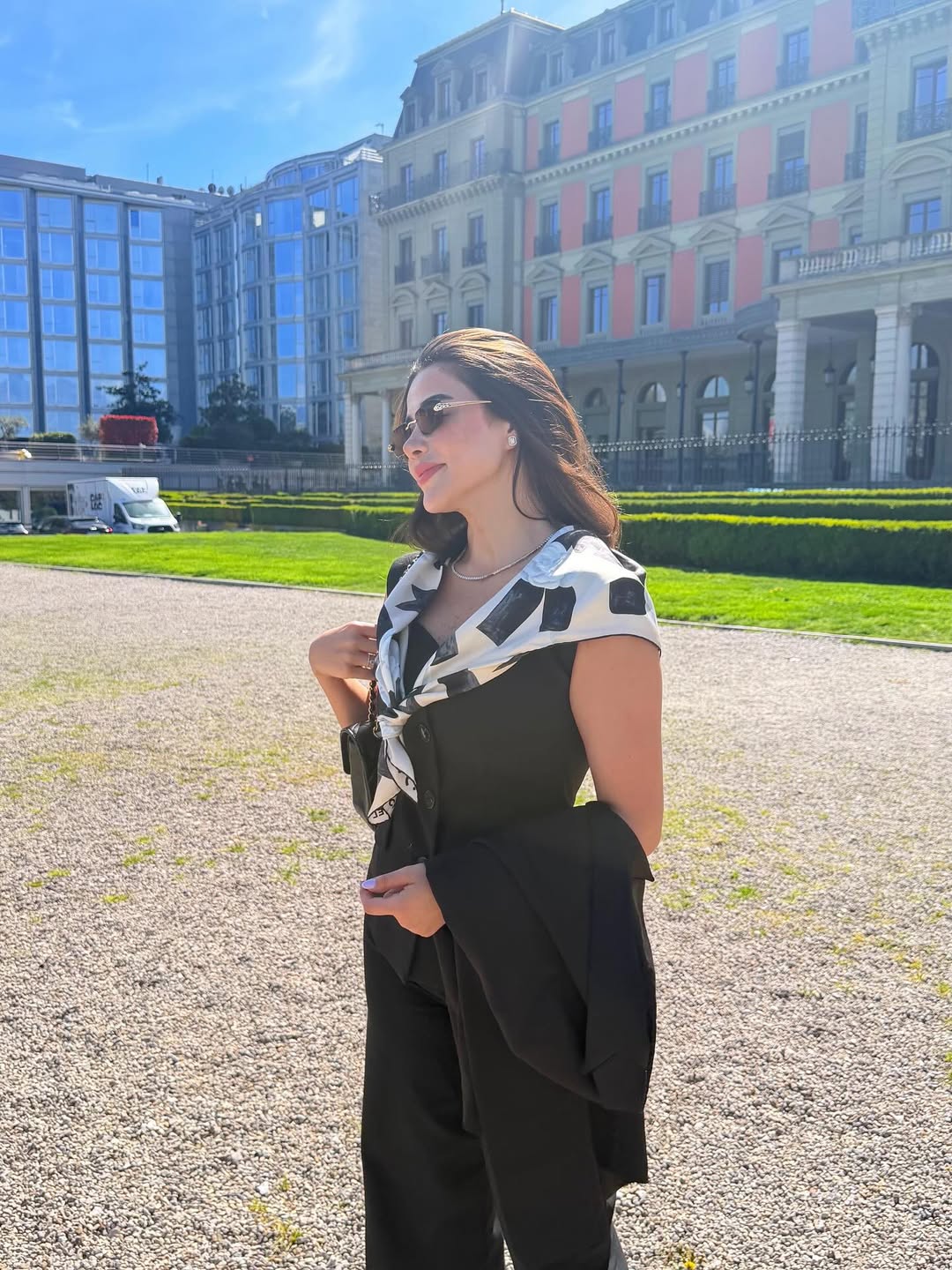 يارا السكري اتجهت أيضا إلى جنيف