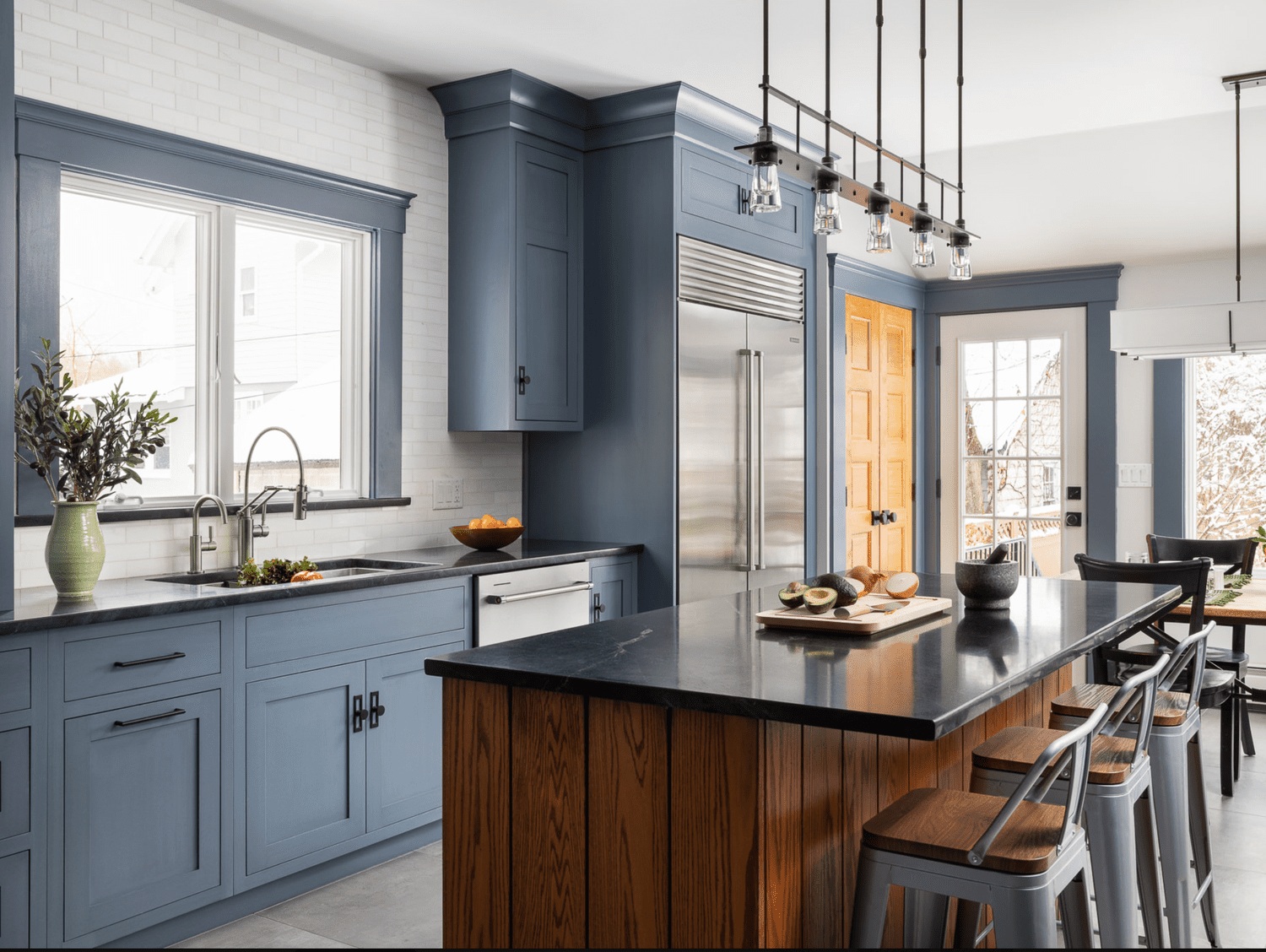 يجب التخطيط الجيد لمساحات أسطح العمل