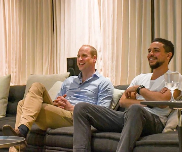 يشاهد ويليام والحسين مباريات كرة القدم