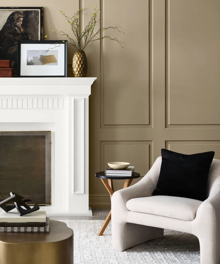 يمتزج لون Universal Khaki SW 6150  بانسيابية مع مجموعة كبيرة من الألوان