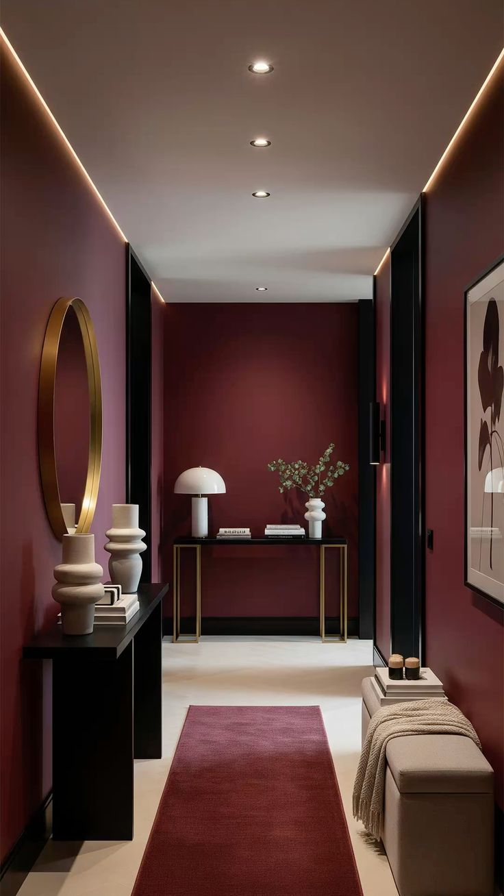 يوصي المصممون الداخليون باستخدام لون العنابي للمداخل