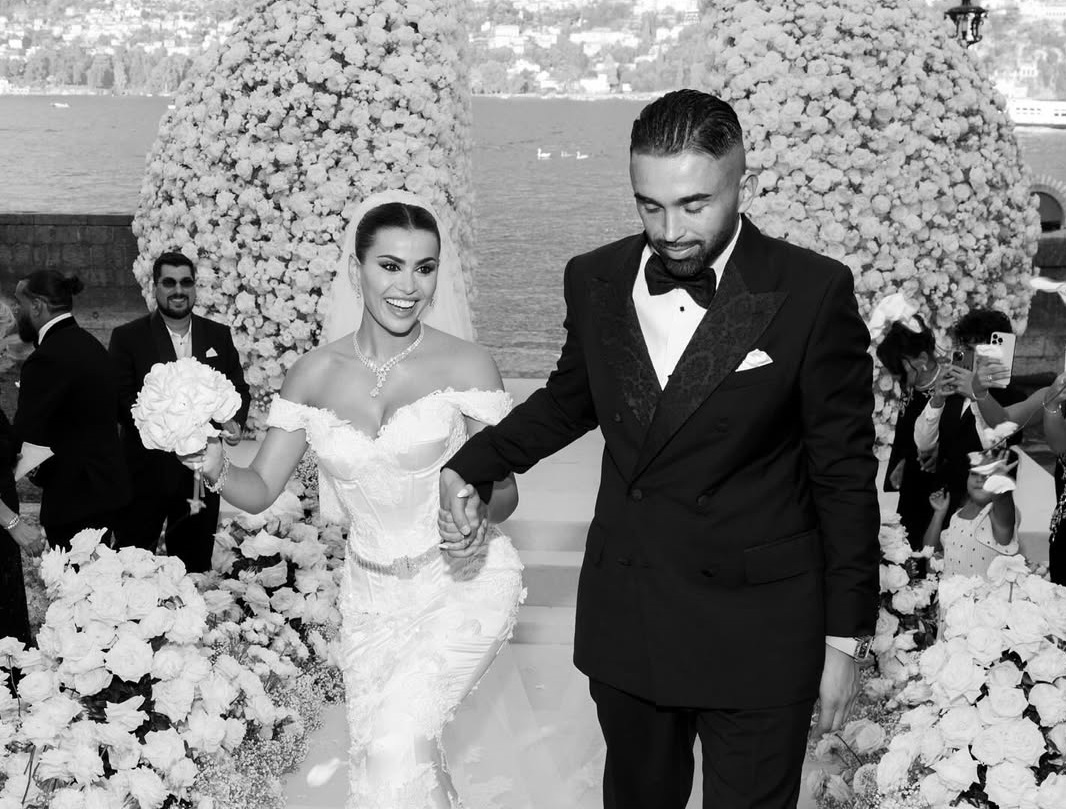 يومي اختارت بوكيه ورد ناعمة