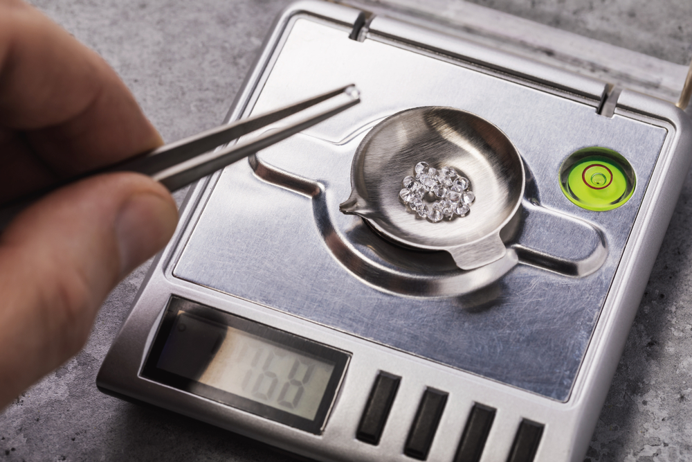 يُستخدم القيراط لقياس وزن الألماس
