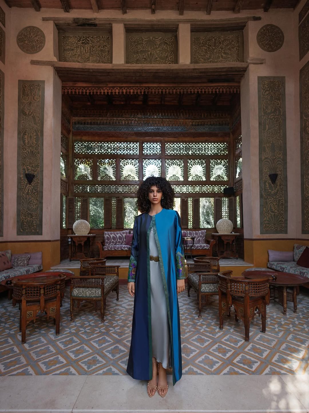 “كل قطعة تحمل قصة وتترك أثرًا.”