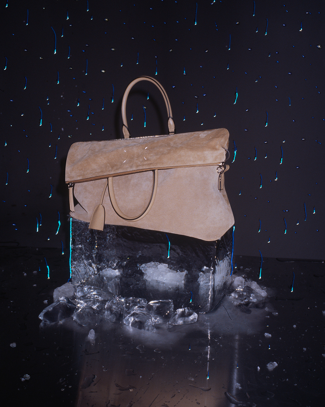 حملة Snowstorm من Maison Margiela لموسم الأعياد بعدسة Lebon Frank