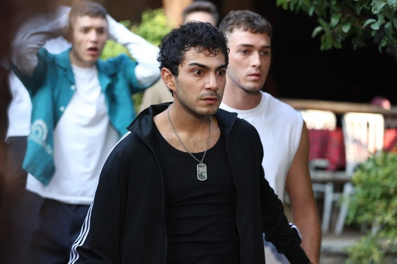 مسلسل "اسطنبول رأساً على عقب"