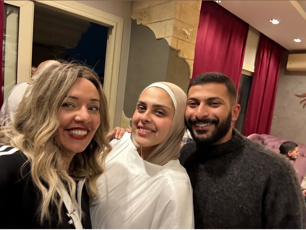 محمد هنيدي يرقص في حفل خطوبة ابنته فريدة