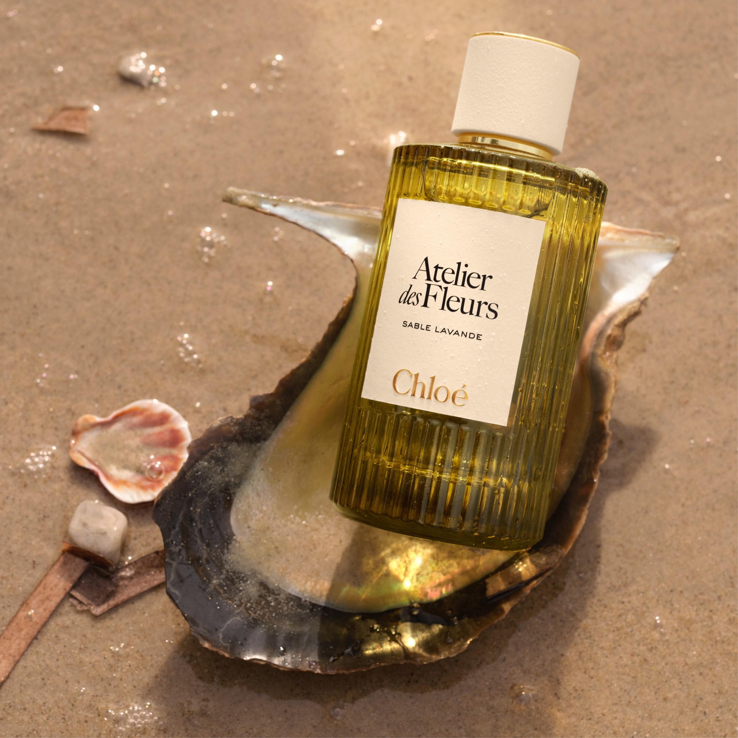 1 رئيسسية عطر Atelier des Fleurs Sable Lavande بتوقيع العطّار كوينتين بيش