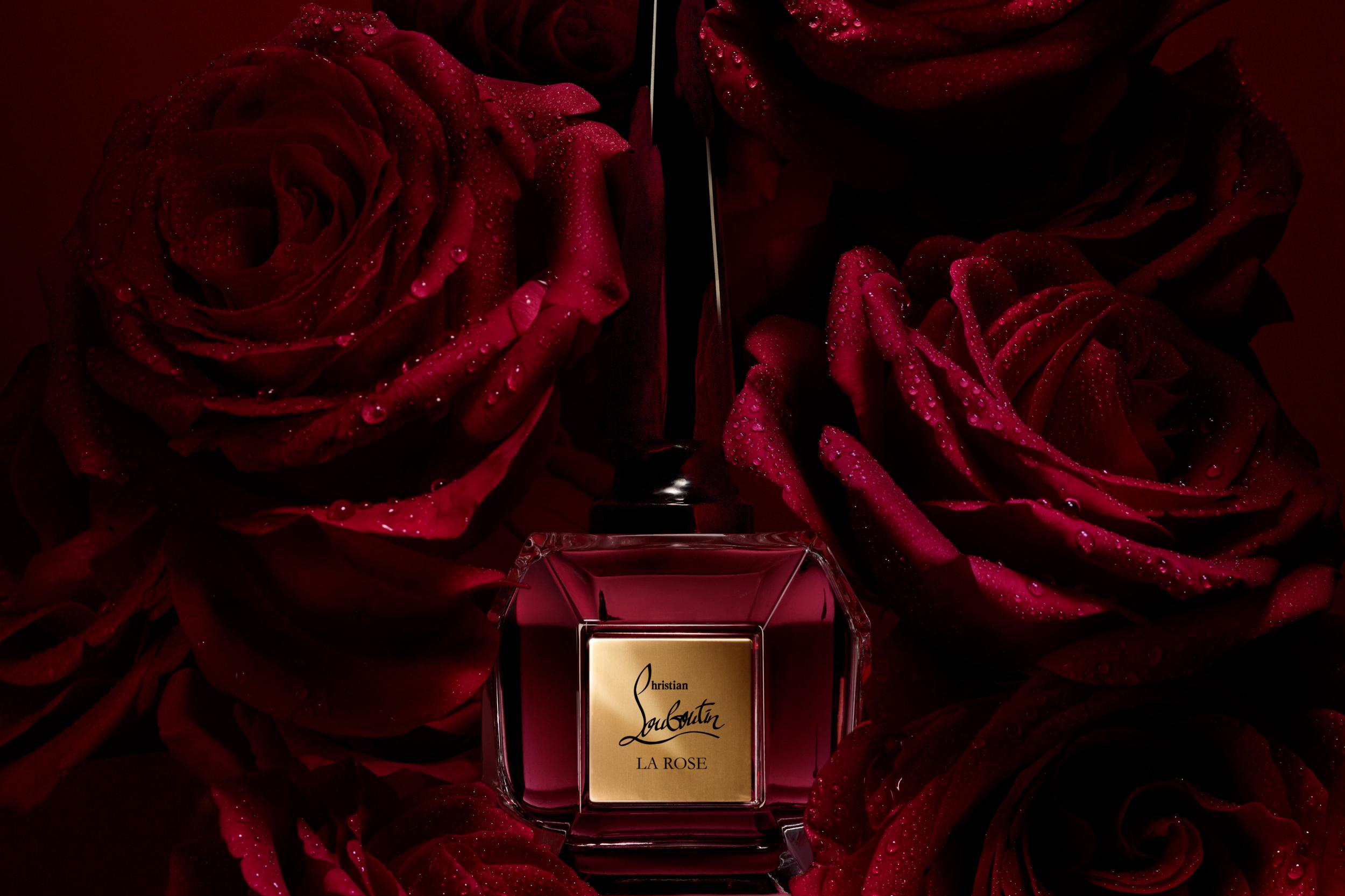 1 رئيسية استمد خبير العطور Quentin Bisch إلهامه لإبداع العطر من أحذية الكعب العالي الرفيع الشهيرة لعلامة Christian Louboutin