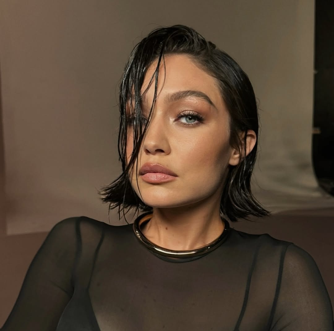 1 رئيسية رسمات المكياج البرونزي والبراق بأسلوب جيجي حديد