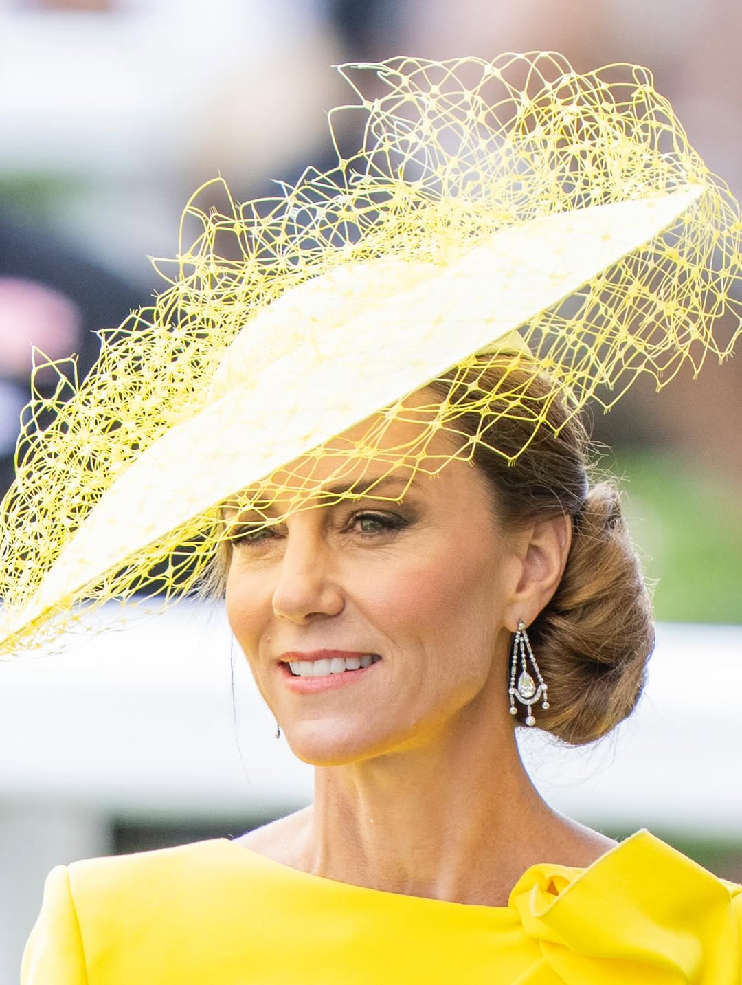 رسمات المكياج الداكن بأسلوب kate Middleton