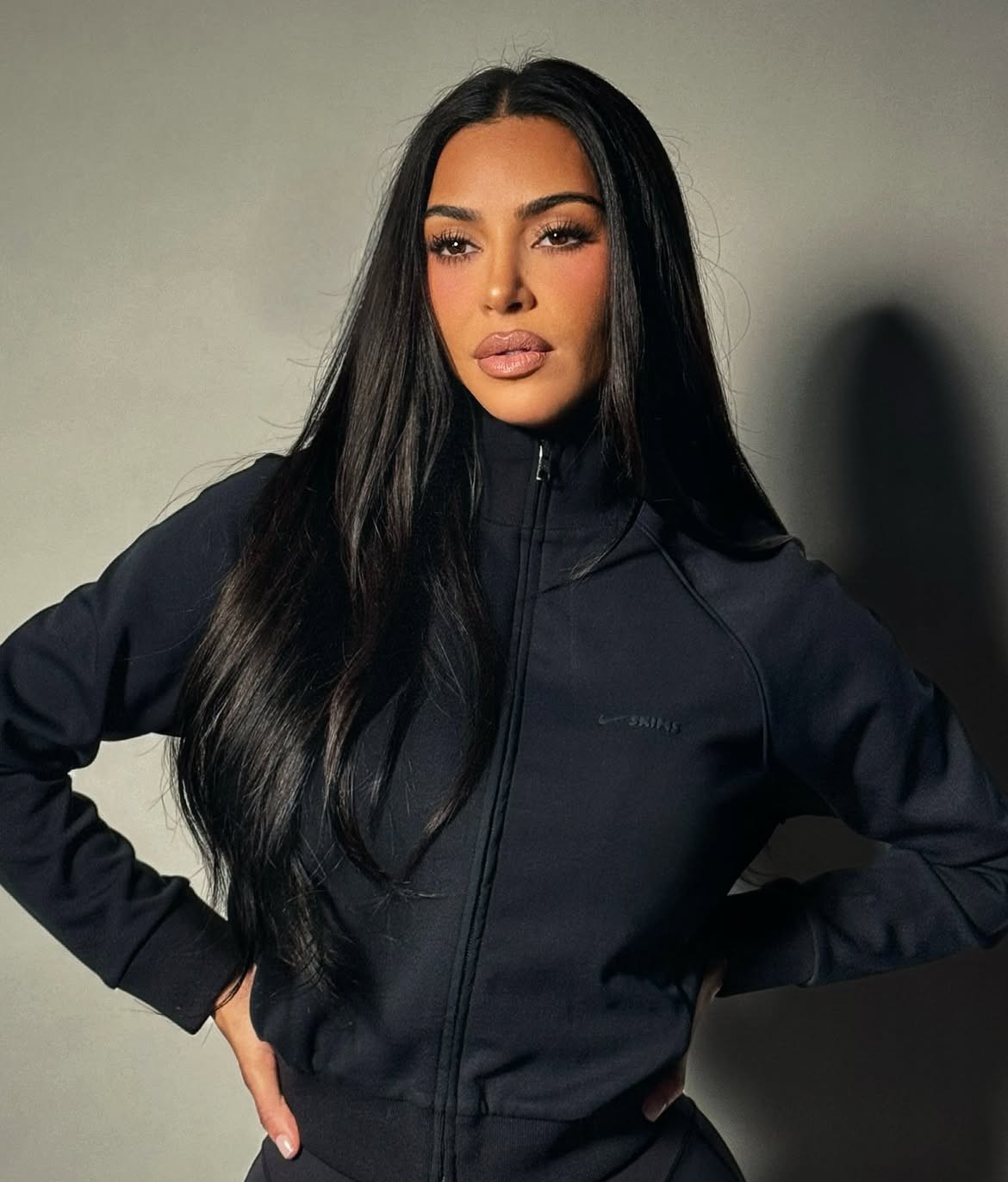 1 رئيسية صبغات الشعر البني Moody Brownsبأسلوب Kim Kardashian