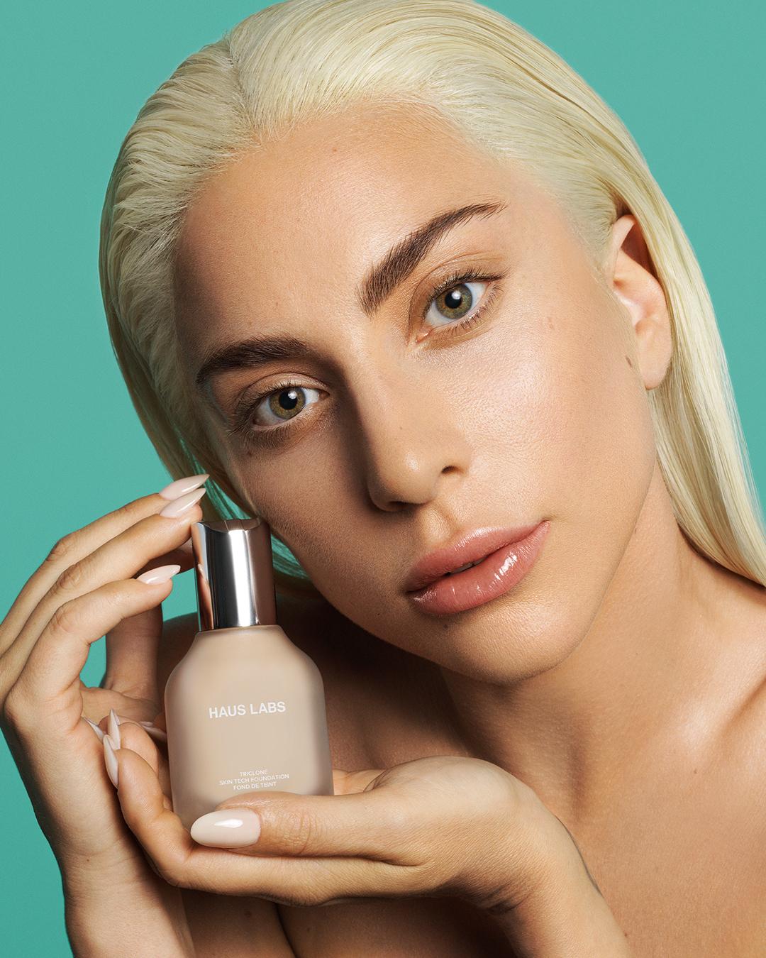 1 رئيسية فاونديشن Triclone Skin Tech من Haus Labs by Lady Gaga