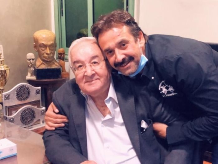 كريم عبد العزيز ووالده