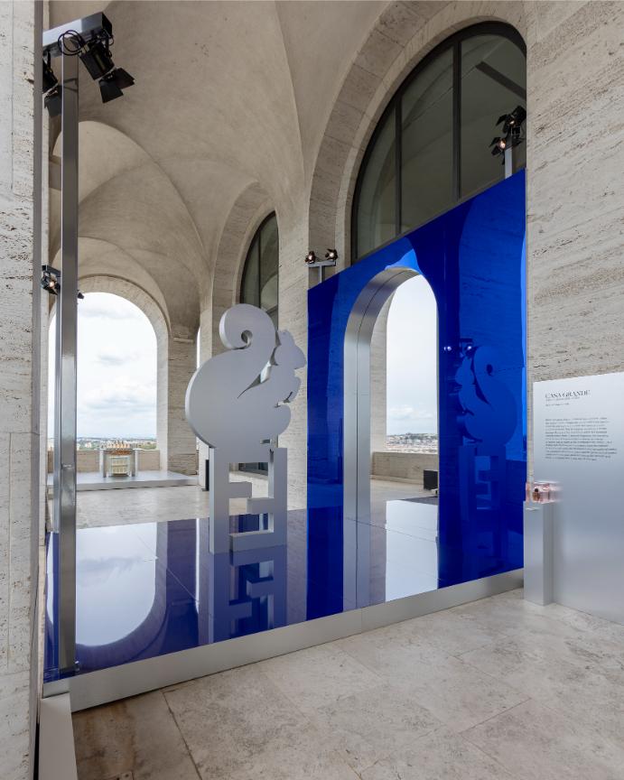 عائلة عطور  FENDI لأول مرة في تاريخها، تكشف FENDI عن مجموعة كاملة من العطور