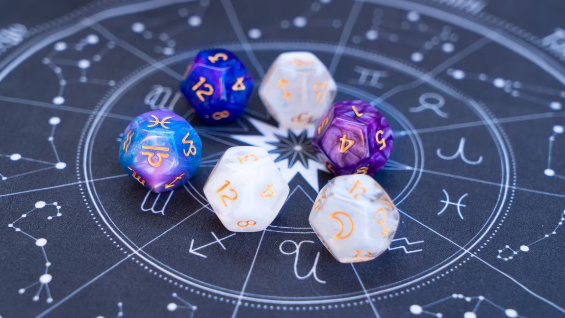 دليلك الفلكي اليوم