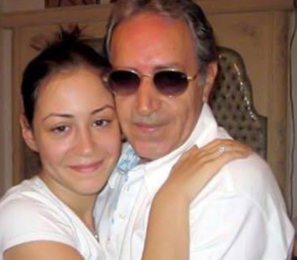 منة شلبي ووالدها الراحل