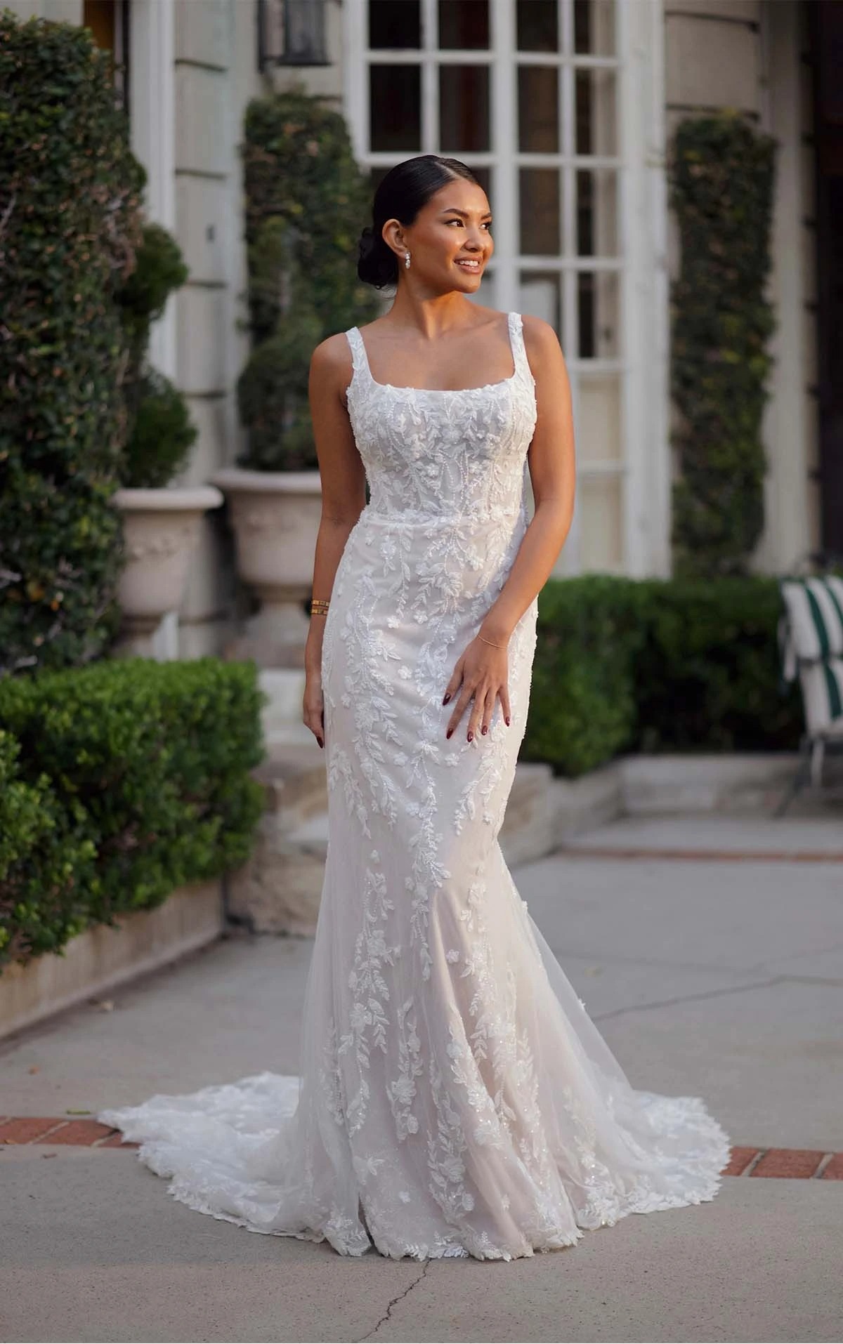Choose the Perfect Bridal Gown for Your Body Shape